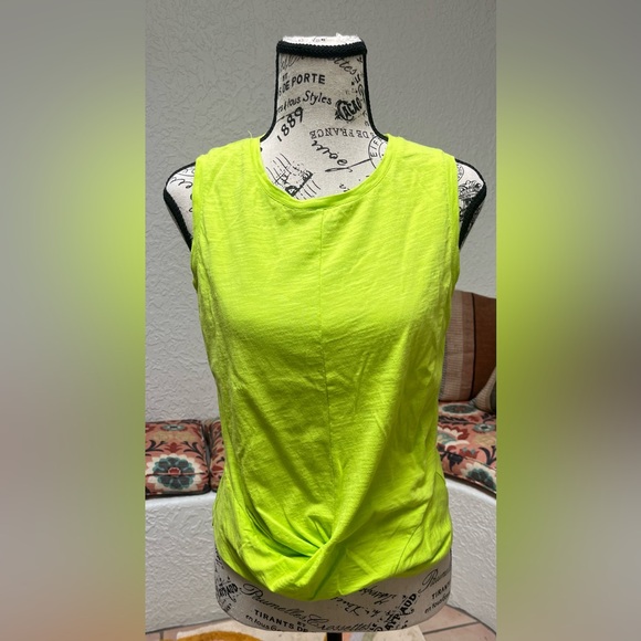 Sanctuary sleeveless twist front tee. - Picture 2 of 4